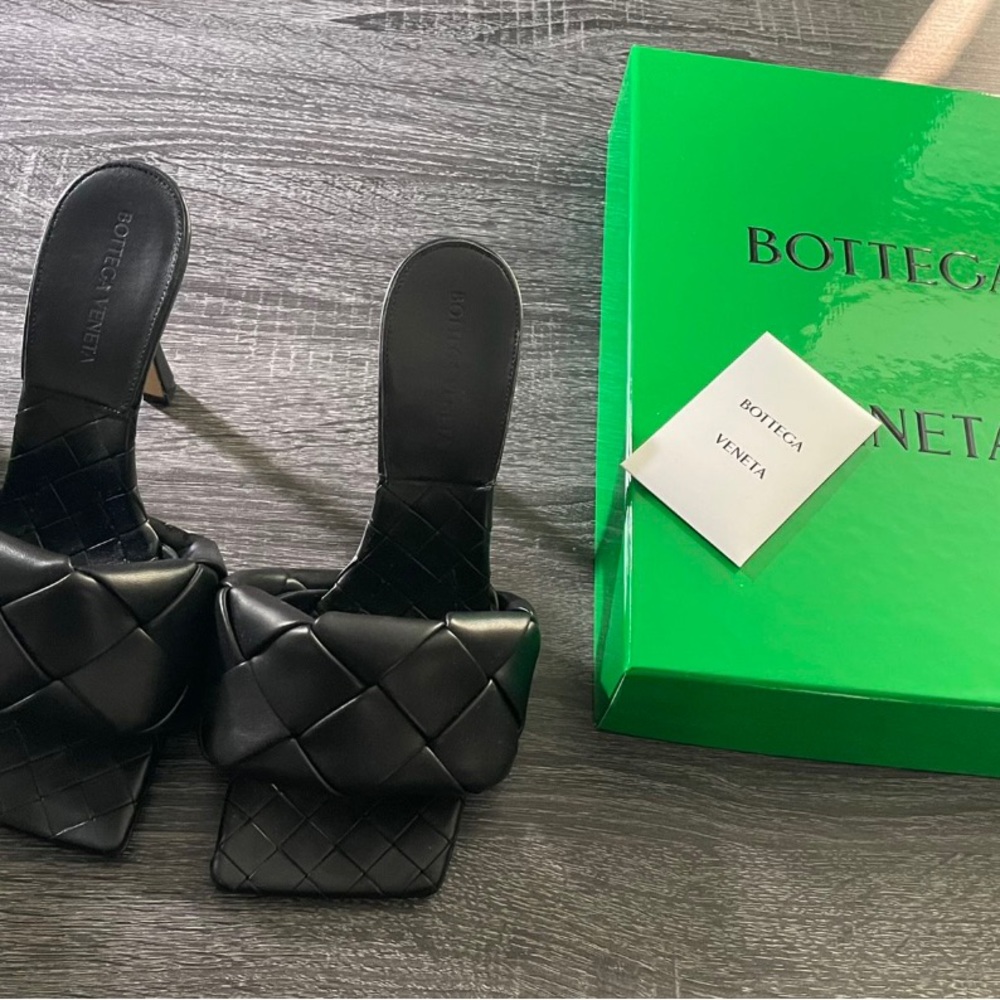 Bottega Veneta Lido Mule